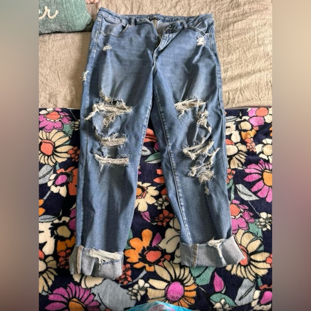 AE Curvy Hi Rise - 18